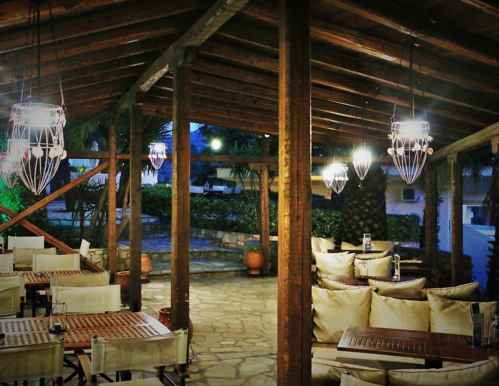Kelyfos Hotel Neos Marmaras Buitenkant foto
