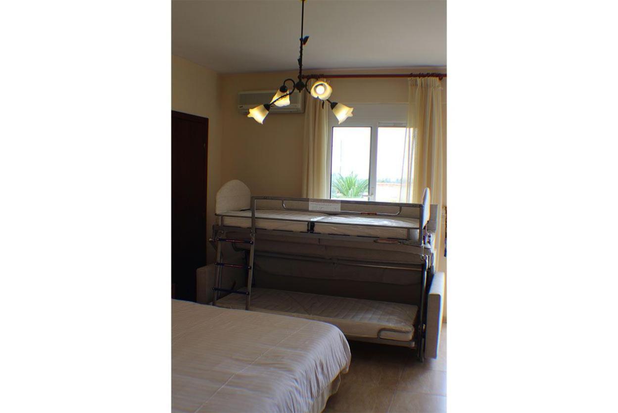 Kelyfos Hotel Neos Marmaras Buitenkant foto